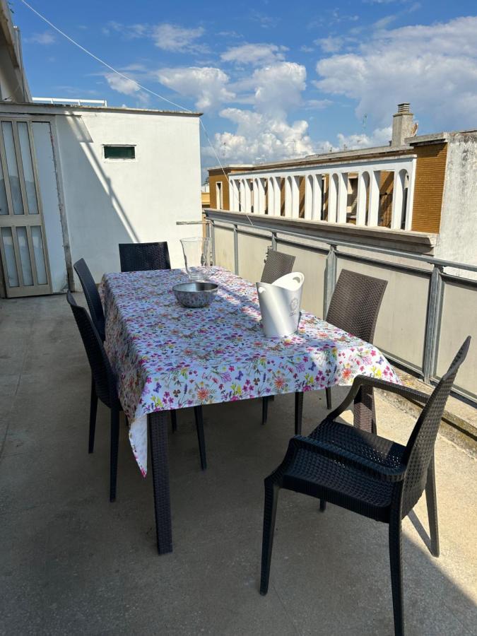 Terrazza Santo Oronzo Lägenhet Lecce Exteriör bild